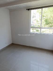 Apartamento de 3 alcobas en arriendo en Rodeo Alto, Medellín, 75 m² · foto 7 de 11