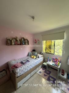 Apartamento en venta en La Castellana, Medellín · foto 9 de 19