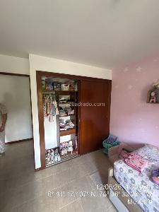 Apartamento en venta en La Castellana, Medellín · foto 10 de 19