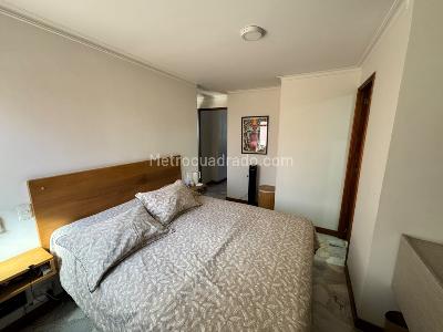 Apartaestudio en arriendo en La Castellana, Medellín, 58 m² · foto 8 de 14