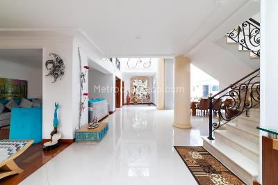 Casa de 4 alcobas en venta en Santa Barbara Alta, Bogotá, 434 m² · foto 3 de 20