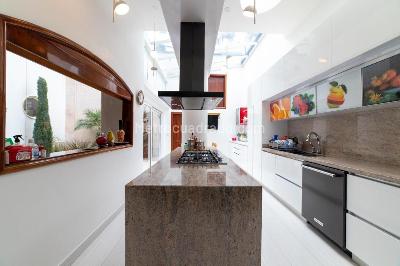 Casa de 4 alcobas en venta en Santa Barbara Alta, Bogotá, 434 m² · foto 10 de 20