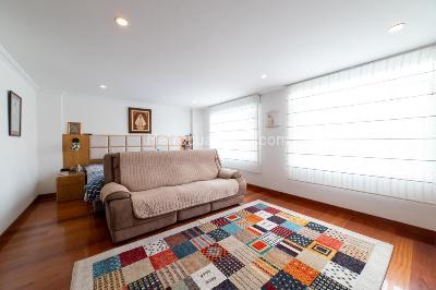 Casa de 4 alcobas en venta en Santa Barbara Alta, Bogotá, 434 m² · foto 14 de 20