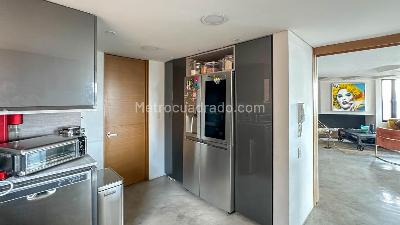 Apartamento de 2 alcobas en venta en El Refugio, Bogotá, 245 m² · foto 7 de 20