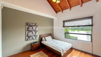 Casa de 3 alcobas en venta en La Pradera, La Calera, 380 m² · foto 13 de 20