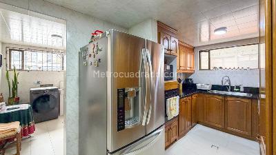 Apartamento de 3 alcobas en venta en Santa Barbara Occidental, Bogotá, 148 m² · foto 9 de 20