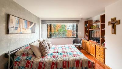 Apartamento de 3 alcobas en venta en Santa Barbara Occidental, Bogotá, 148 m² · foto 12 de 20