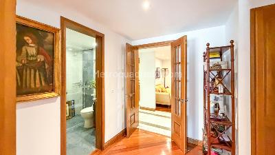 Apartamento de 3 alcobas en venta en Santa Barbara Occidental, Bogotá, 148 m² · foto 16 de 20