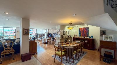 Apartamento de 3 alcobas en venta en Los Rosales, Bogotá, 230 m² · foto 2 de 20