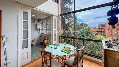 Apartamento de 3 alcobas en venta en Los Rosales, Bogotá, 230 m² · foto 7 de 20