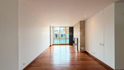 Apartamento de 3 alcobas en venta en Chico Norte, Bogotá, 230 m² · foto 2 de 20