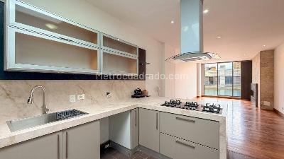 Apartamento de 3 alcobas en venta en Chico Norte, Bogotá, 230 m² · foto 4 de 20