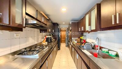Apartamento en venta en Los Rosales, Bogotá · foto 7 de 18