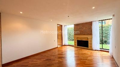 Casa de 3 alcobas en venta en Hacienda San Simon Pl, Bogotá, 1575 m² · foto 3 de 20