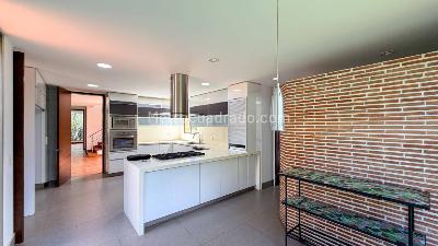 Casa de 5 alcobas en venta en Hacienda San Simon Pl, Bogotá · foto 6 de 20