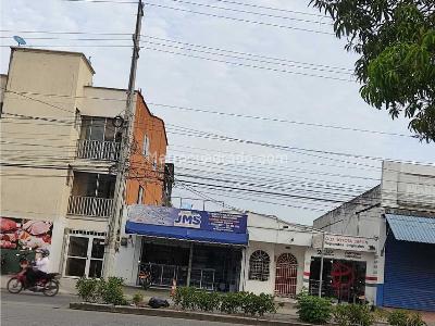 Casa de 4 alcobas en venta en Los Laureles, Montería, 360 m² · foto 3 de 4