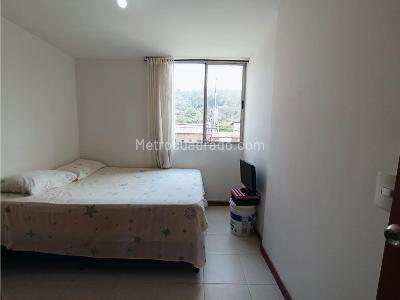 Apartamento en venta en Los Colores, Medellín · foto 15 de 20