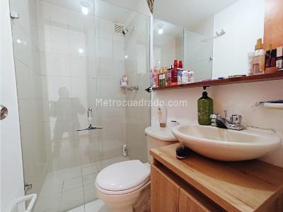 Apartamento en venta en Los Colores, Medellín · foto 17 de 20