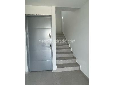 Apartamento en venta en Margen Izquierda, Montería · foto 2 de 11
