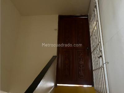 Apartamento en venta en Centro, Montería · foto 2 de 18