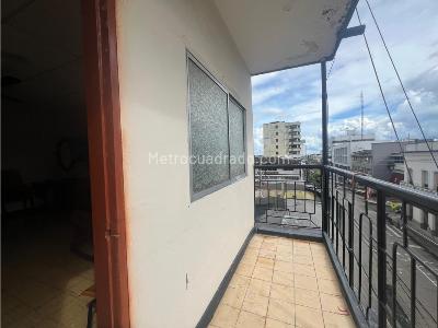 Apartamento en venta en Centro, Montería · foto 5 de 18