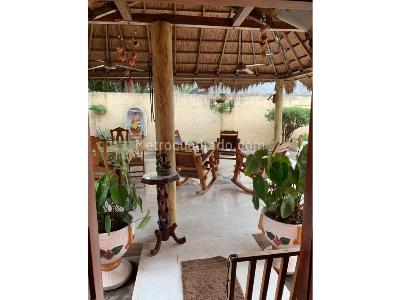 Casa de 5 alcobas en venta en Los Laureles, Montería, 450 m² · foto 18 de 19