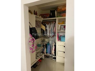 Casa de 5 alcobas en venta en Los Laureles, Montería, 450 m² · foto 9 de 19