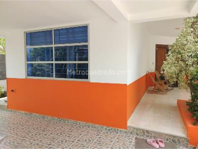 Casa de 5 alcobas en venta en Los Garzones, Montería, 1518 m² · foto 12 de 20