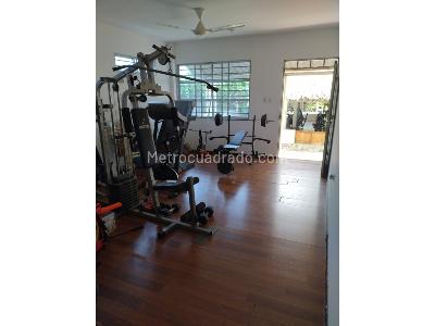 Casa de 5 alcobas en venta en Los Garzones, Montería, 1518 m² · foto 14 de 20