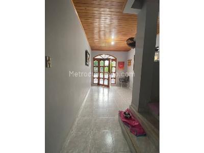 Casa en venta en Los Angeles, Montería · foto 2 de 20