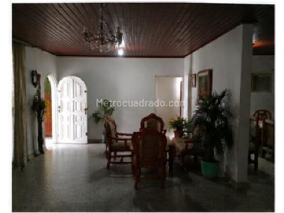 Casa de 3 alcobas en venta en El Eden, Montería, 416 m² · foto 14 de 17