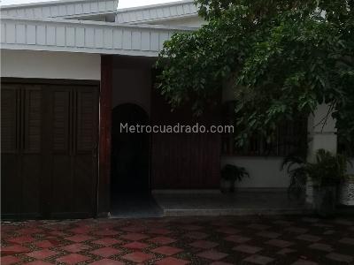Casa de 3 alcobas en venta en El Eden, Montería, 416 m² · foto 9 de 17