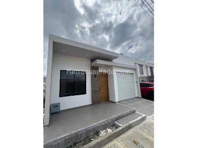 Casa en venta en Vallejo, Montería · foto 2 de 20