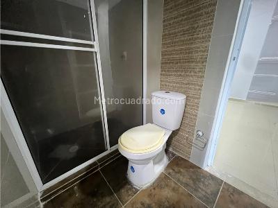 Casa de 4 alcobas en arriendo en Villa Del Rio, Montería, 300 m² · foto 17 de 20