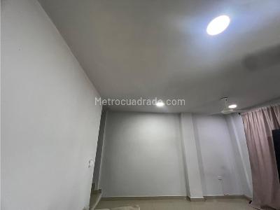 Casa de 4 alcobas en arriendo en Villa Del Rio, Montería, 300 m² · foto 3 de 20
