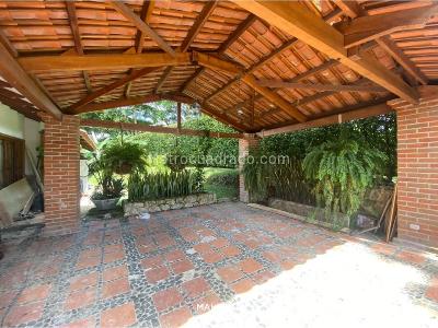 Casa de 4 alcobas en venta en Cerritos, Pereira, 1700 m² · foto 9 de 13