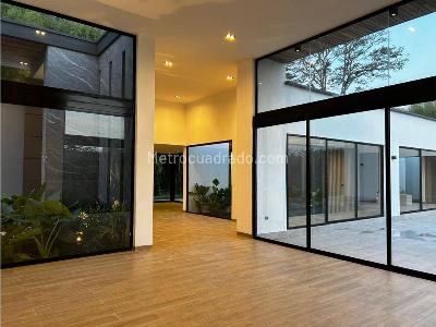 Casa en venta en El Tigre, Pereira · foto 3 de 16