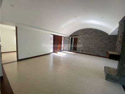 Casa de 4 alcobas en venta en Cerritos, Pereira, 1500 m² · foto 3 de 20