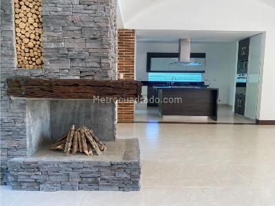 Casa de 4 alcobas en venta en Cerritos, Pereira, 1500 m² · foto 4 de 20