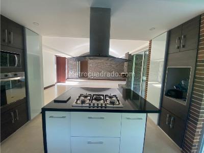 Casa de 4 alcobas en venta en Cerritos, Pereira, 1500 m² · foto 7 de 20