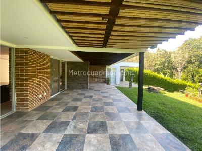 Casa de 4 alcobas en venta en Cerritos, Pereira, 1500 m² · foto 15 de 20
