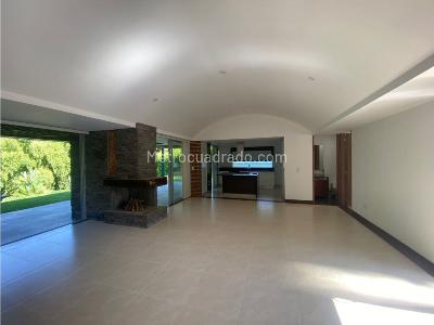 Casa de 4 alcobas en venta en Cerritos, Pereira, 1500 m² · foto 19 de 20
