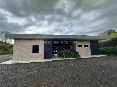 Casa en venta en Via Armenia, Pereira · foto 2 de 20