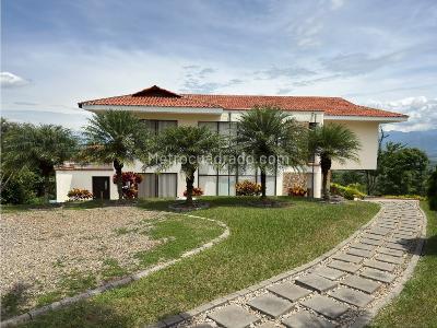 Casa de 3 alcobas en venta en Cerritos, Pereira · foto 2 de 20