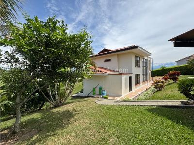 Casa de 3 alcobas en venta en Cerritos, Pereira · foto 18 de 20