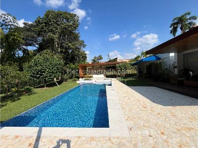 Casa de 2 alcobas en venta en Via Virginia, Pereira, 1465 m² · foto 2 de 20