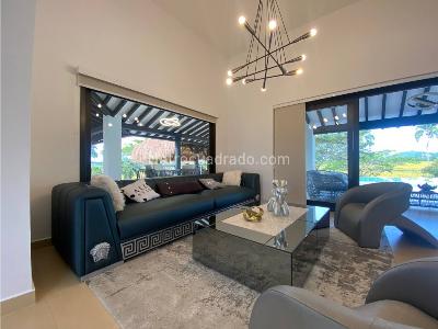 Casa de 4 alcobas en venta en Cerritos, Pereira · foto 16 de 20