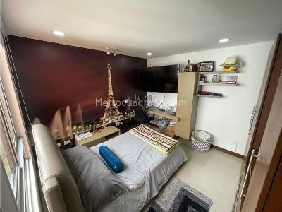 Apartamento en venta en Pinares, Pereira · foto 7 de 13