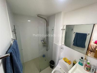 Apartamento en venta en Pinares, Pereira · foto 10 de 13