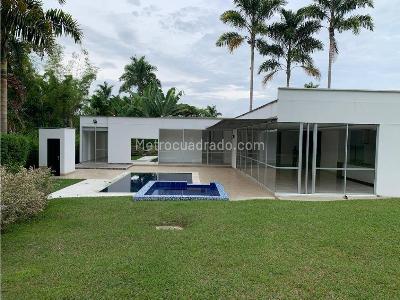 Casa de 3 alcobas en venta en Via Virginia, Pereira, 1000 m² · foto 3 de 20